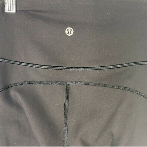 Lululemon In Movement Black Size 4 - Picture 4 of 4